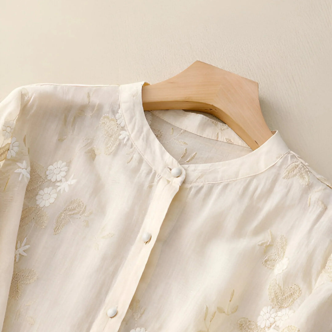 VIRGINIA | COTTON TOP WITH EMBROIDERED FLOWERS